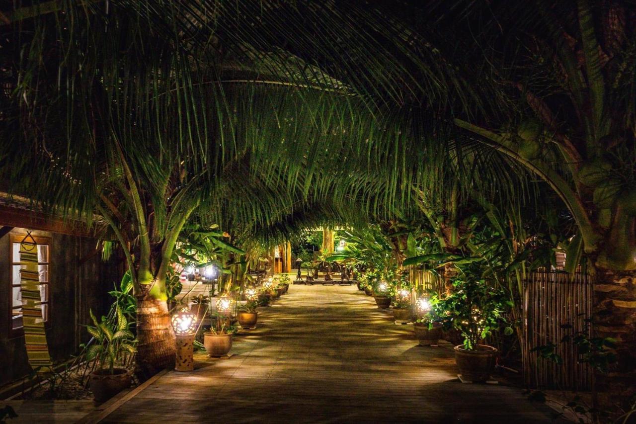 Sasitara Thai Villas Choeng Mon Luaran gambar